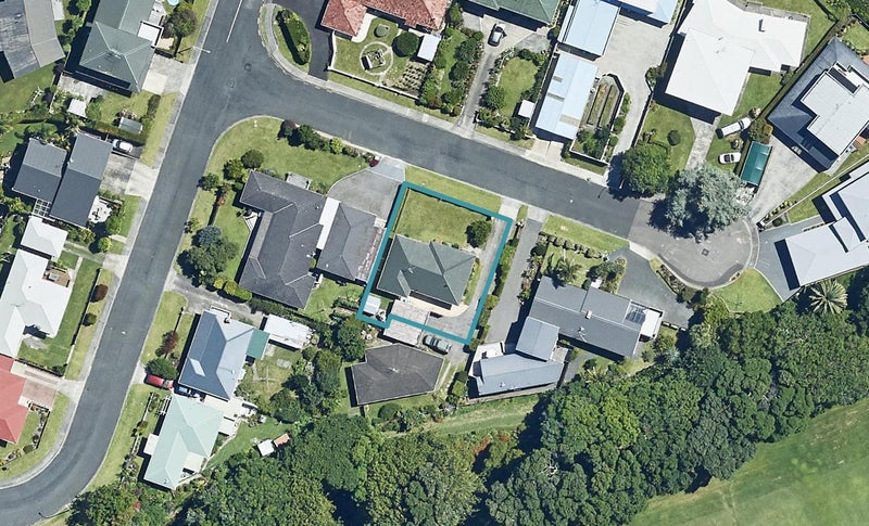 3A Acklam Avenue, Otumoetai, Tauranga - Carousel 1