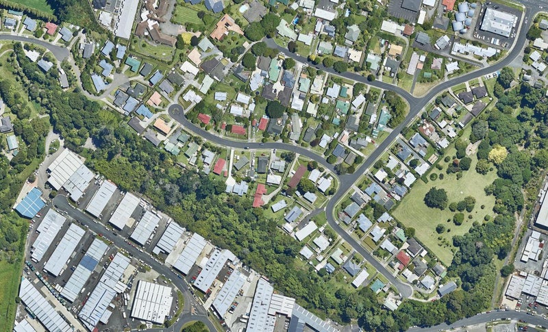 9B Redmond Street, Judea, Tauranga - Carousel 1