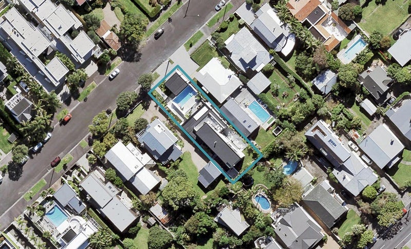 19 Rawene Avenue, Westmere, Auckland - Carousel 1