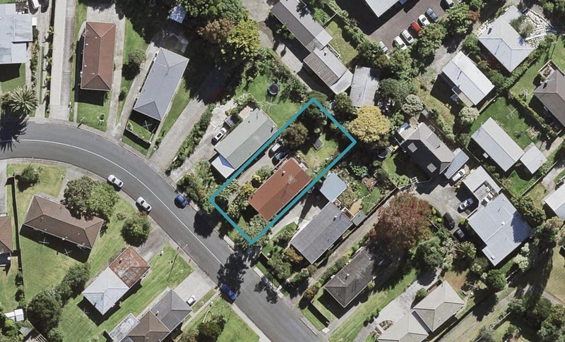 25 Velma Road, Hillcrest, Auckland - Carousel 1
