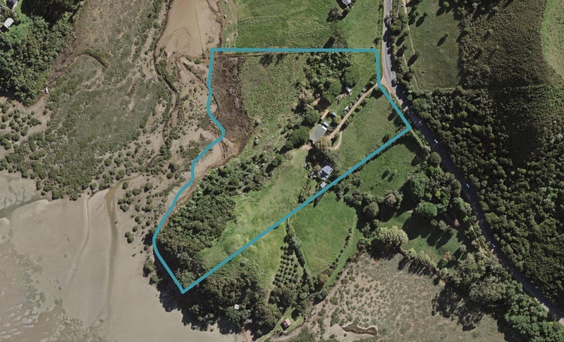 91 Ostend Road, Ostend, Waiheke Island - Carousel 1