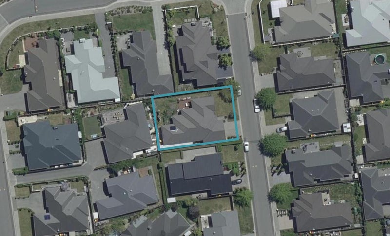 4 Marble Court, Northwood, Christchurch - Carousel 1