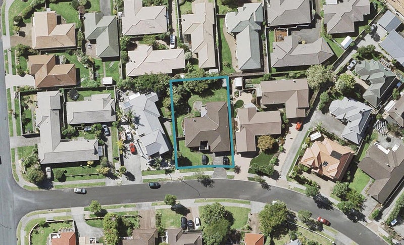 6 Simmental Crescent, Somerville, Manukau - Carousel 1