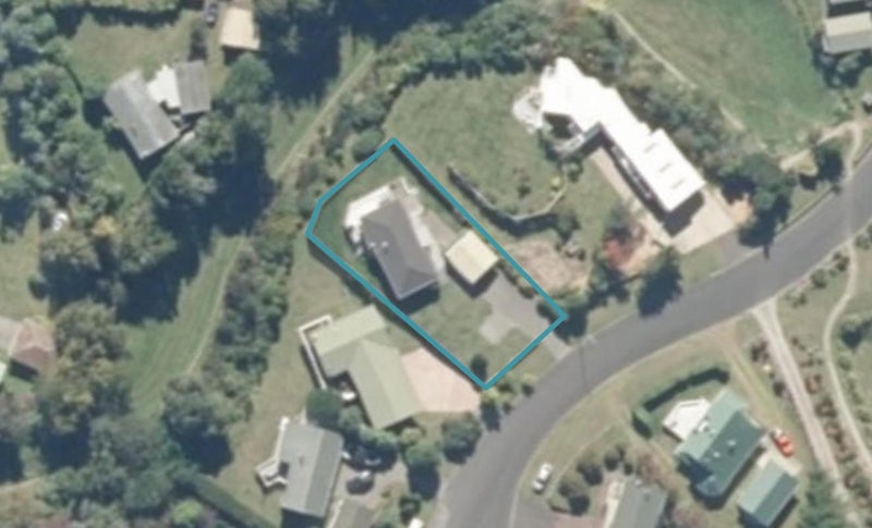 29 Boojum Dell, Kinloch, Taupō - Carousel 1