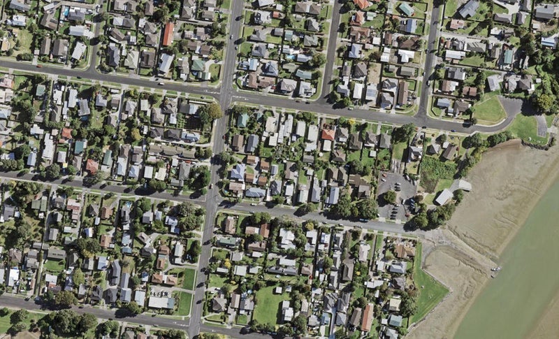 4B Hazards Road, Weymouth, Auckland - Carousel 1