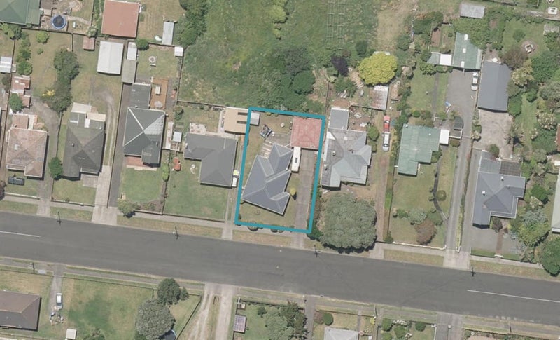 36 Bignell Street, Gonville, Whanganui - Carousel 1