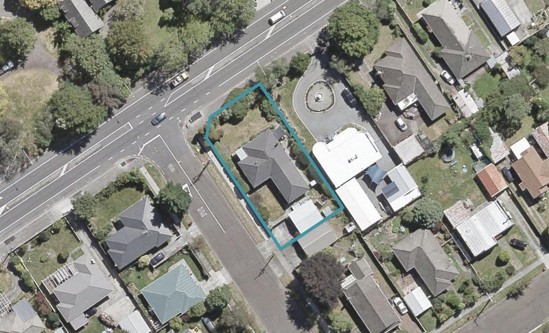308 Fergusson Drive, Heretaunga, Upper Hutt - Carousel 1