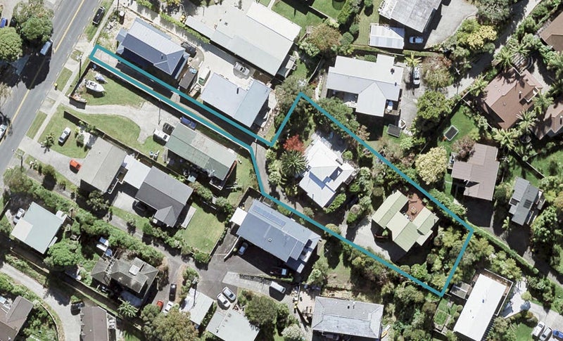 2/137 Deep Creek Road, Torbay, Auckland - Carousel 1