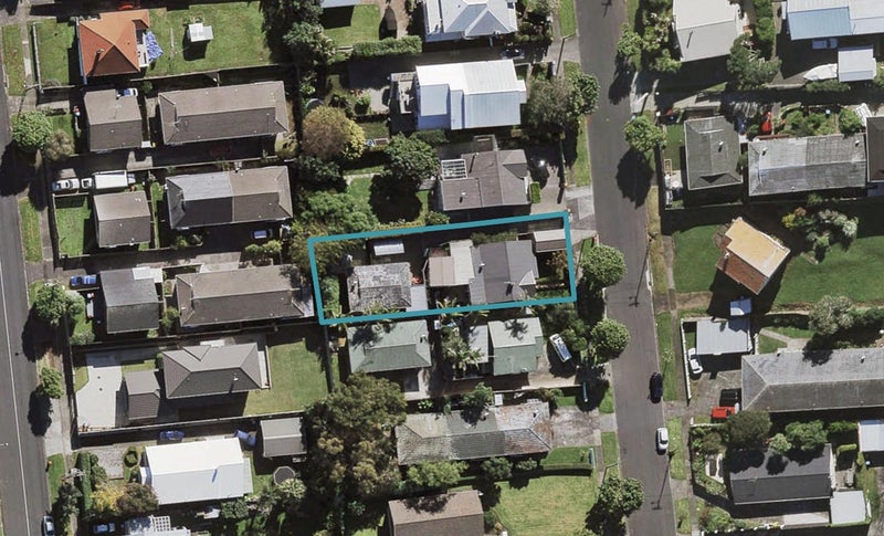 16A Huapai Street, Onehunga, Auckland - Carousel 1