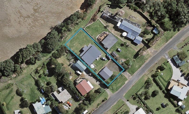 507 Matakawau Road, Āwhitu - Carousel 1
