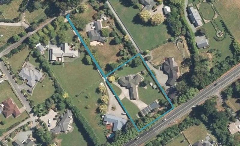 71A Emerald Hill Drive, Birchville, Upper Hutt - Carousel 1
