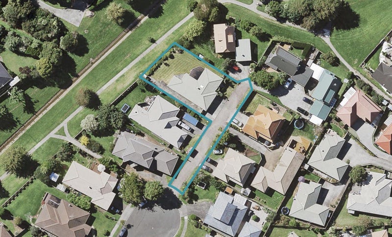 24 Daria Place, Northpark, Auckland - Carousel 1