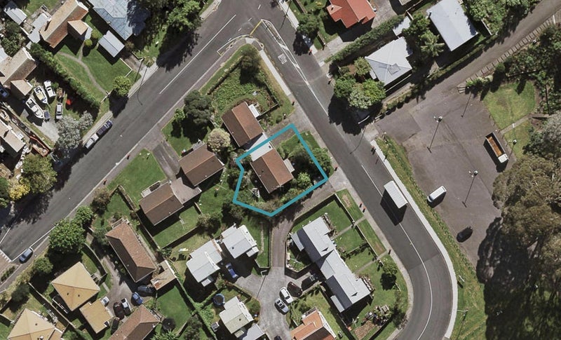 2/1 Awa Street, Otahuhu, Auckland - Carousel 1
