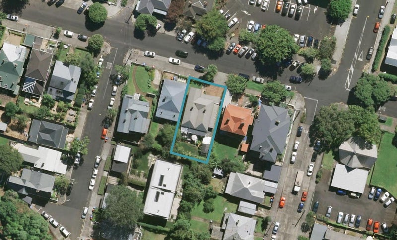 23 Carlton Gore Road, Grafton, Auckland - Carousel 1