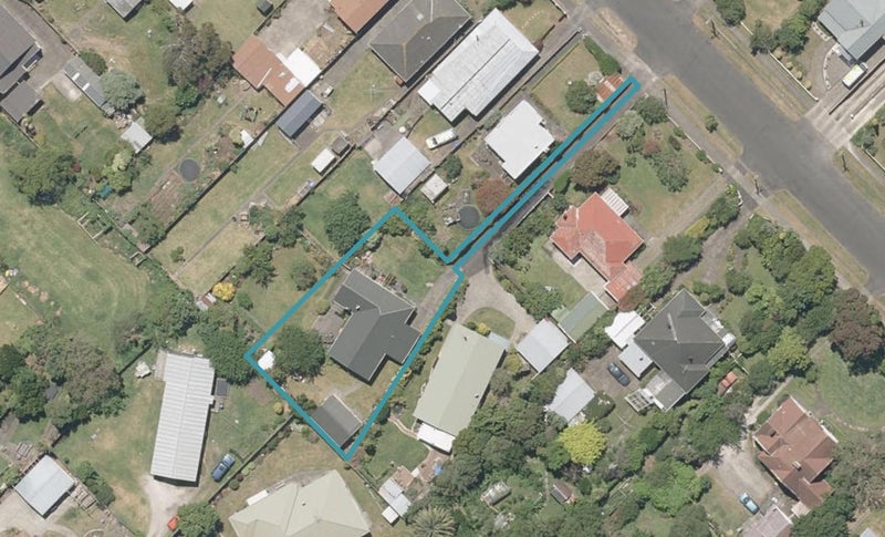 45B Caius Avenue, Gonville, Whanganui - Carousel 1