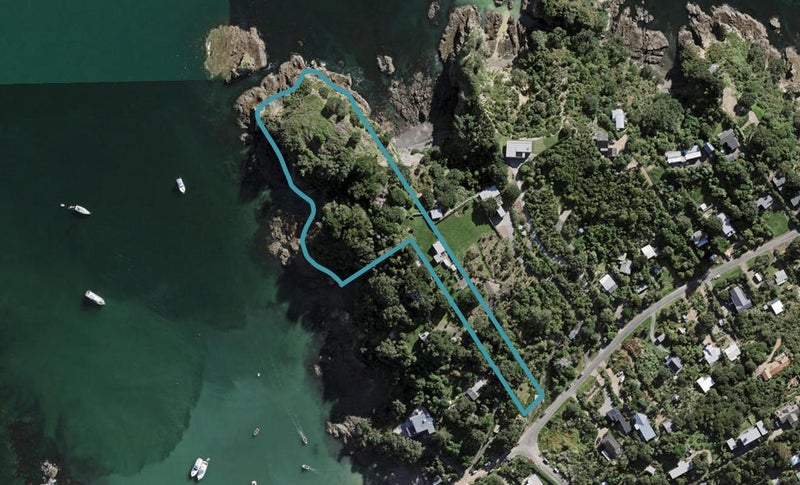113 Great Barrier Road, Oneroa, Waiheke Island - Carousel 1