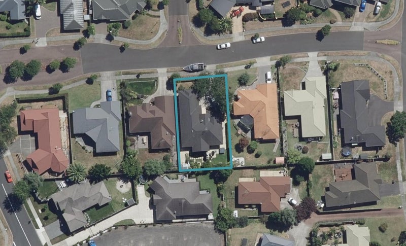 8 Chesterfield Place, Rototuna, Hamilton - Carousel 1