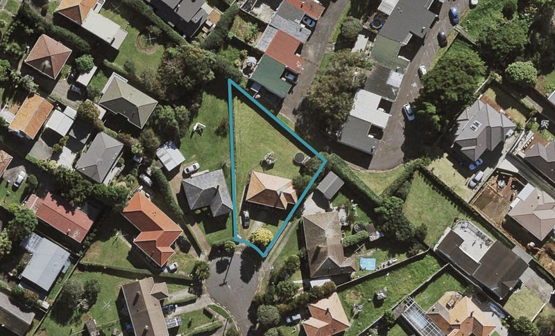 7 Titahi Street, One Tree Hill, Auckland - Carousel 1