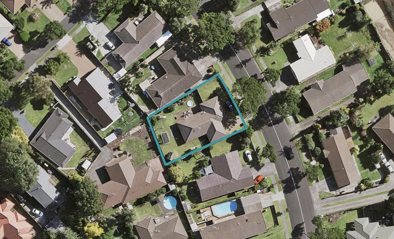 184 Walter Strevens Drive, Conifer Grove, Takanini - Carousel 1