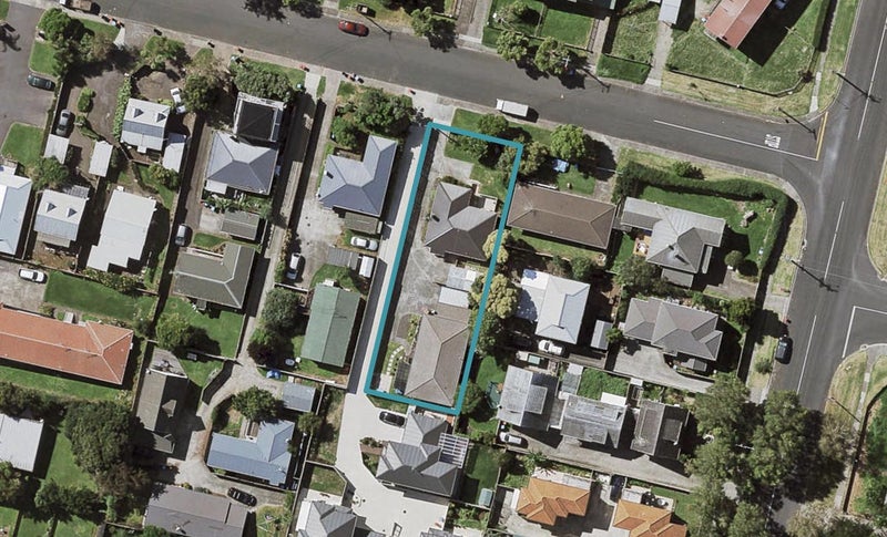 3B Dunn Road, Panmure, Auckland - Carousel 1