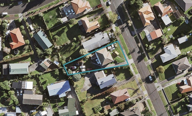 10 Roseville Street, New Windsor, Auckland - Carousel 1
