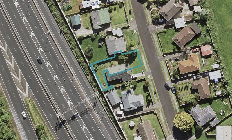 15A Ashmore Place, Favona, Auckland - Carousel 1