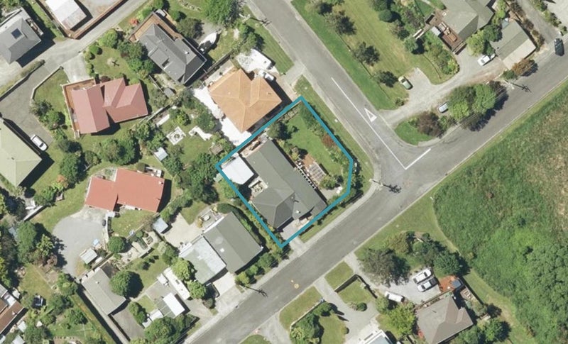 61 Moana View Road, Waikawa, Picton - Carousel 1