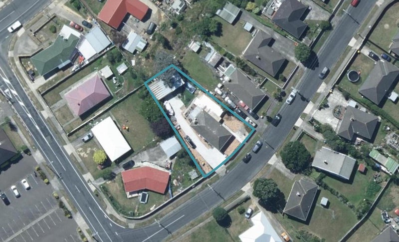 3 Astrolabe Street, Cannons Creek, Porirua - Carousel 1