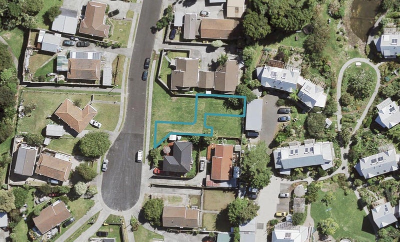 16B Edwin Freeman Place, Ranui, Auckland - Carousel 1