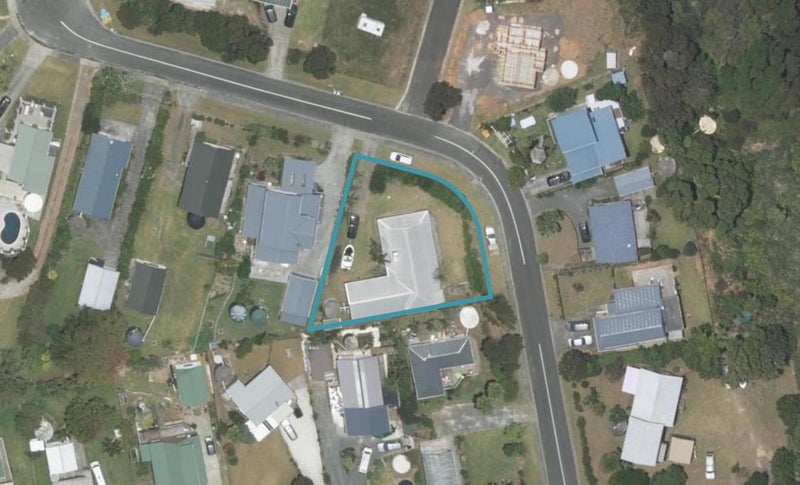 3 Taranui Place, Mangawhai Heads, Mangawhai - Carousel 1