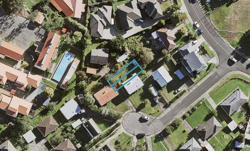8 Puhua Lane, Mount Roskill, Auckland - Carousel 1