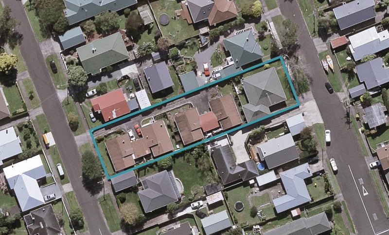 3/57 Doone Street, Lynmouth, New Plymouth - Carousel 1