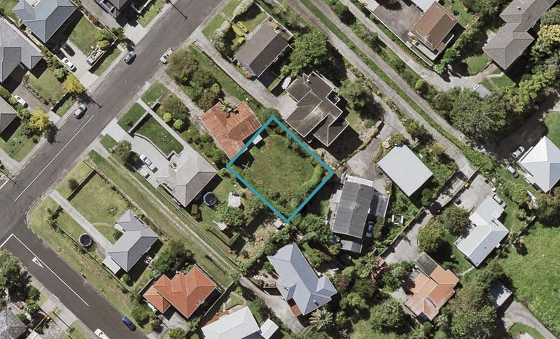 38A Gordon Avenue, Milford, Auckland - Carousel 1