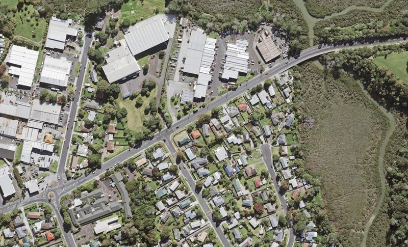 295 Beach Haven Road, Birkdale, Auckland - Carousel 1