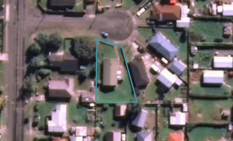 1 Tui Street, East Gore, Gore - Carousel 1