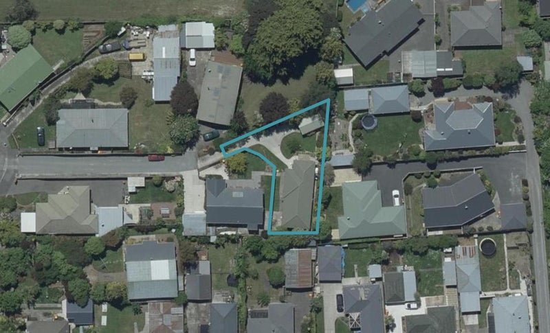 8A Cherryburton Place, Shirley, Christchurch - Carousel 1