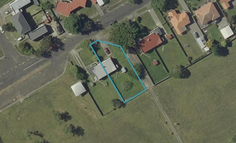 102 Savage Crescent, West End, Palmerston North - Carousel 1