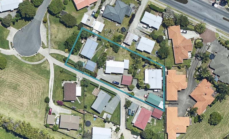 4A Novelle Grove, Papamoa Beach, Papamoa - Carousel 1