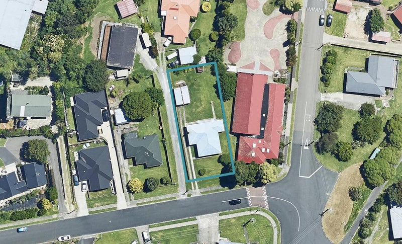 3 Sutherland Road, Brookfield, Tauranga - Carousel 1