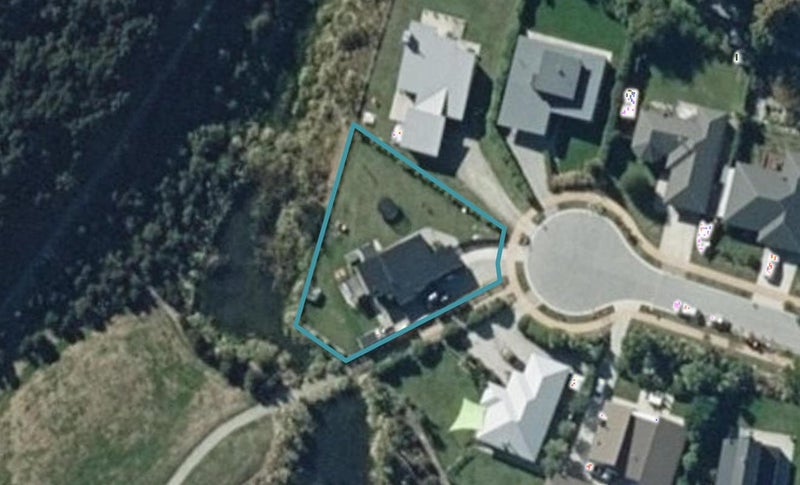 16 Hunt Place, Albert Town, Wanaka - Carousel 1