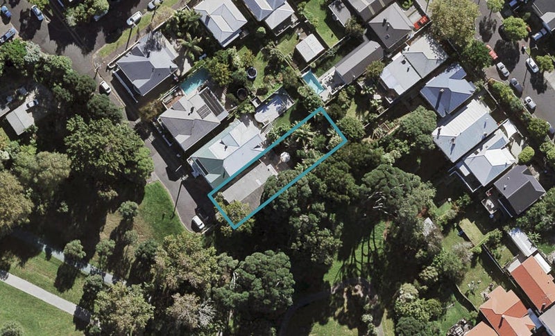 44 Dickens Street, Grey Lynn, Auckland - Carousel 1