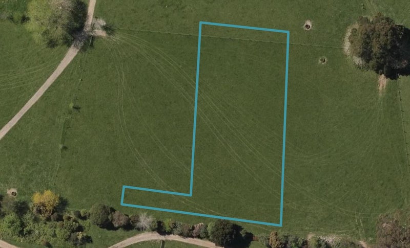 13 Waiata Lane, KAURI - Carousel 1