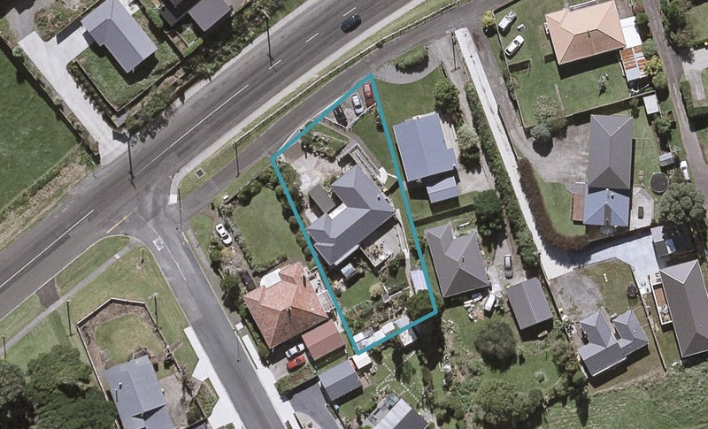 6 Solway Terrace, Bell Block, New Plymouth - Carousel 1