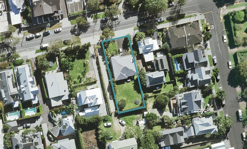 60 Sarsfield Street, Herne Bay, Auckland - Carousel 1