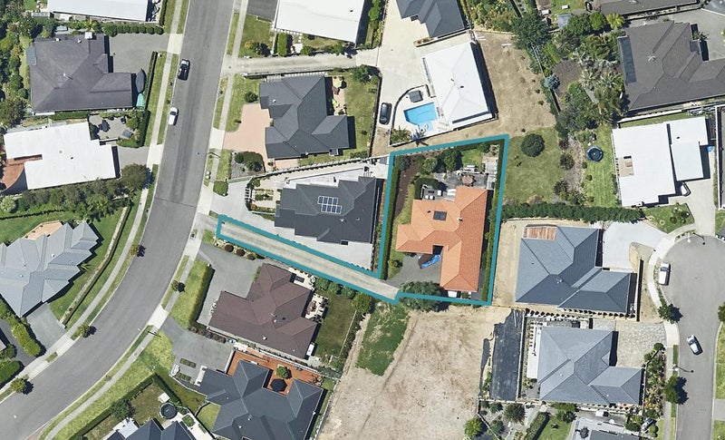 102 Castlewold Drive, Bethlehem, Tauranga - Carousel 1