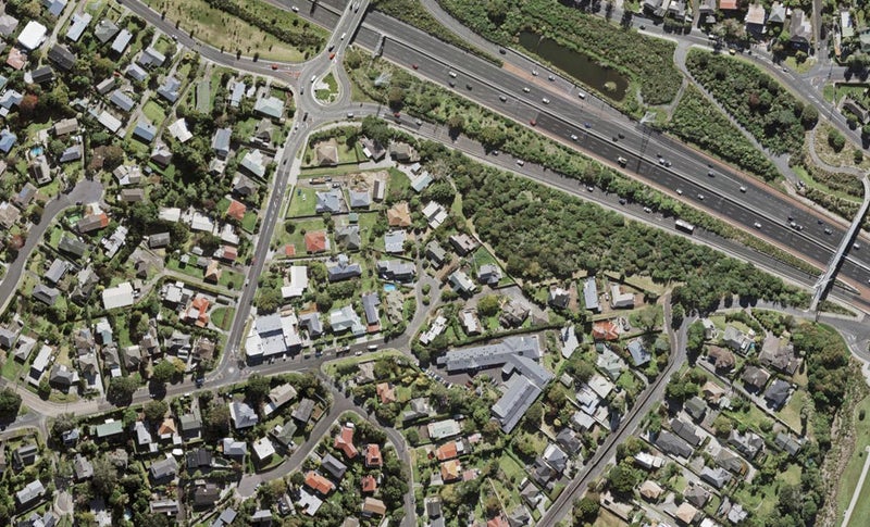 118 Frederick Street, Hillsborough, Auckland - Carousel 1