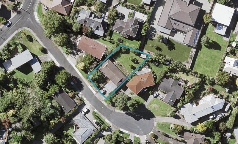 4 Hartles Place, Mellons Bay, Auckland - Carousel 1