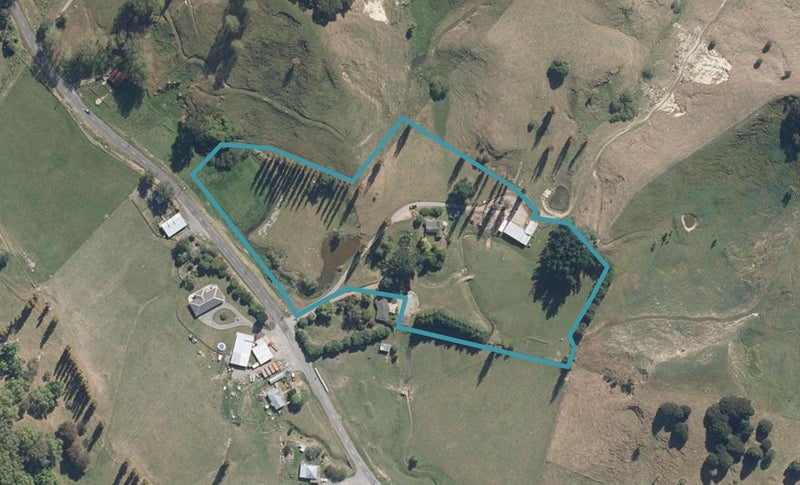 124 Ongo Road, Hunterville - Carousel 1
