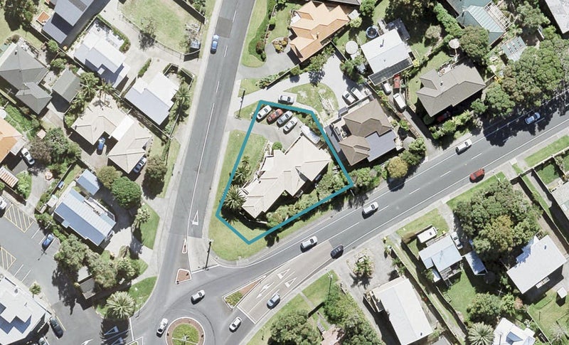 1 Beach Road, Manly, Whangaparaoa - Carousel 1