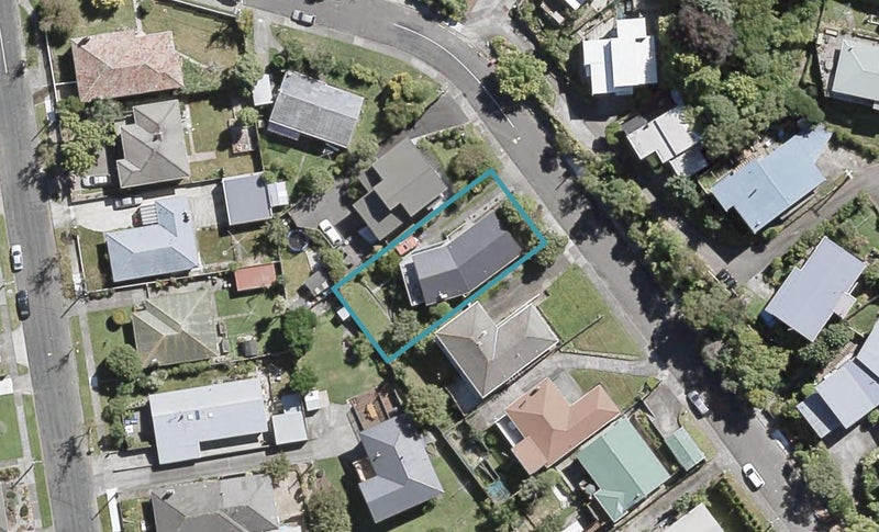 32 Tilbury Street, Fairfield, Lower Hutt - Carousel 1